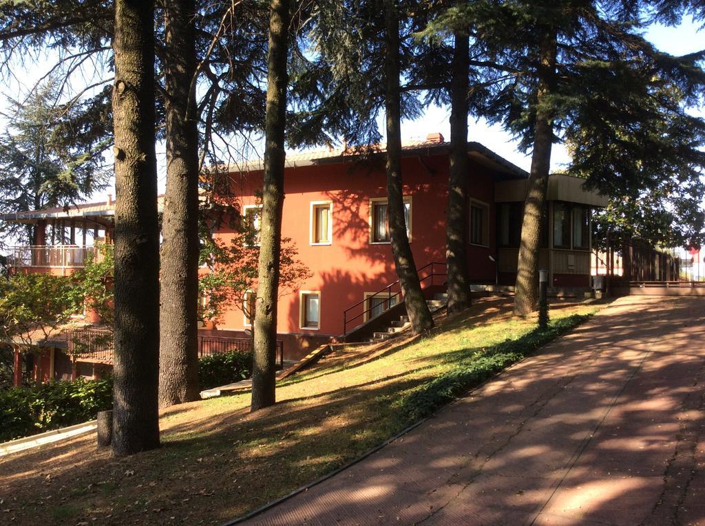 Agriturismo Mezzaluna Hotel Montalto Pavese Kültér fotó